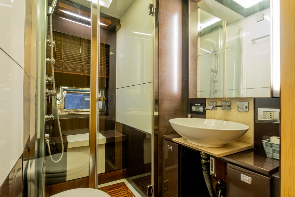 Baia 70 - CHILLI, Baia · 70 — 47