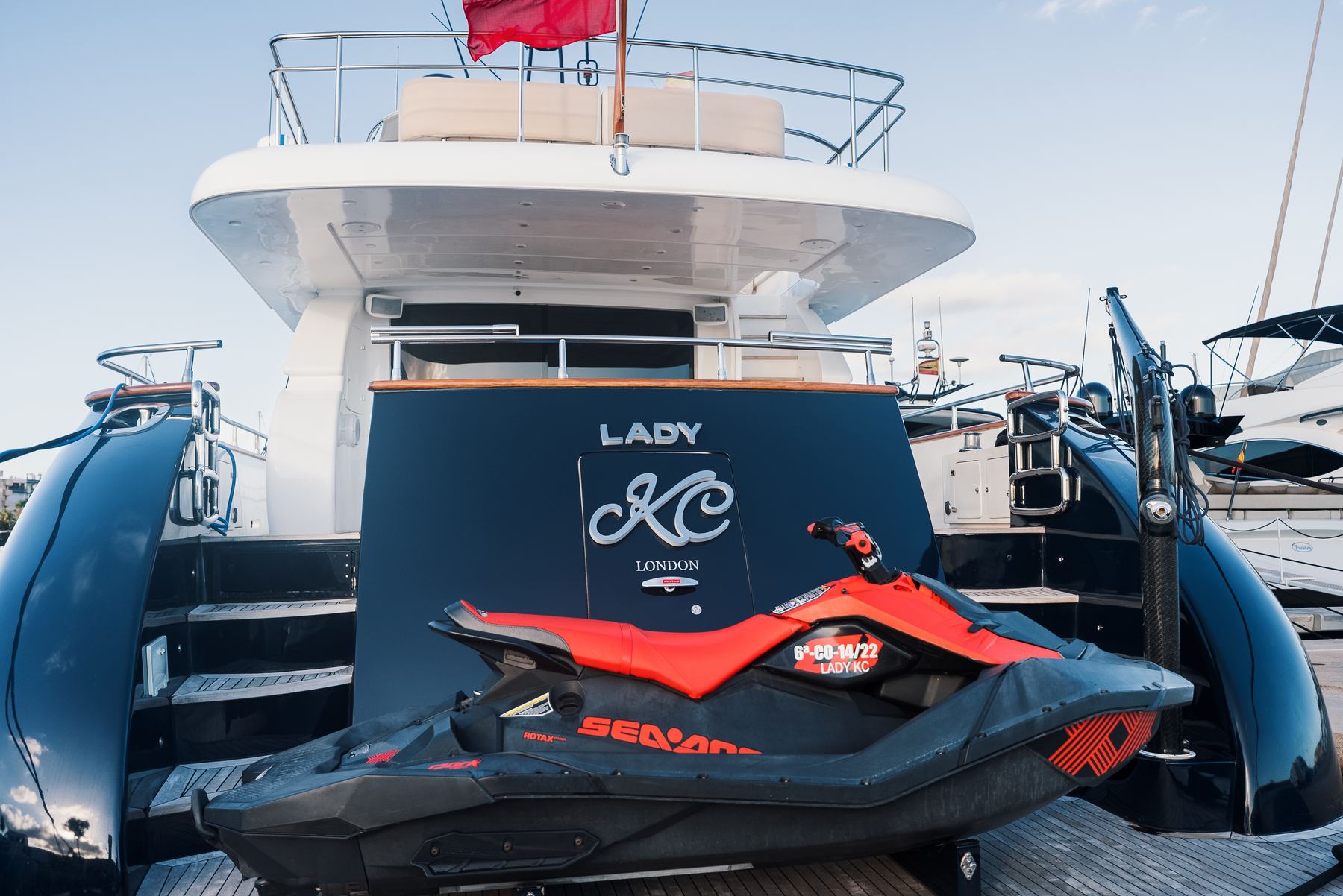 Maiora 99 - LADY KC, Maiora · 99 — 18