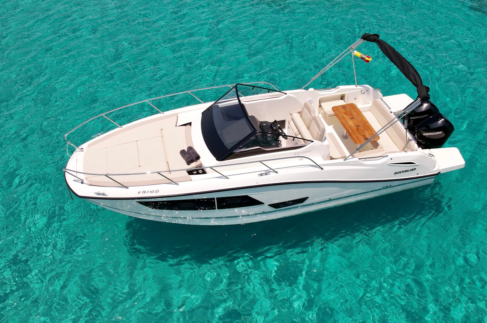 Quicksilver 875 Luz, QuickSilver · Quicksilver 875 — 2