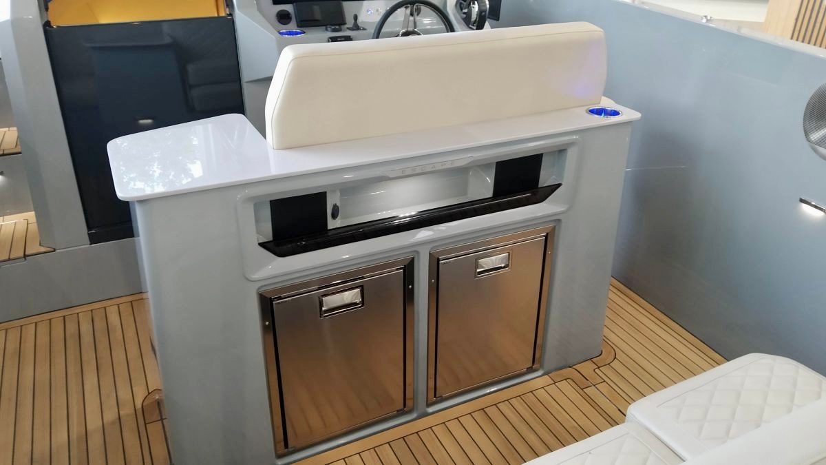 Rand 30 Just Passion, Rand Boats · Rand 30 Just — 13