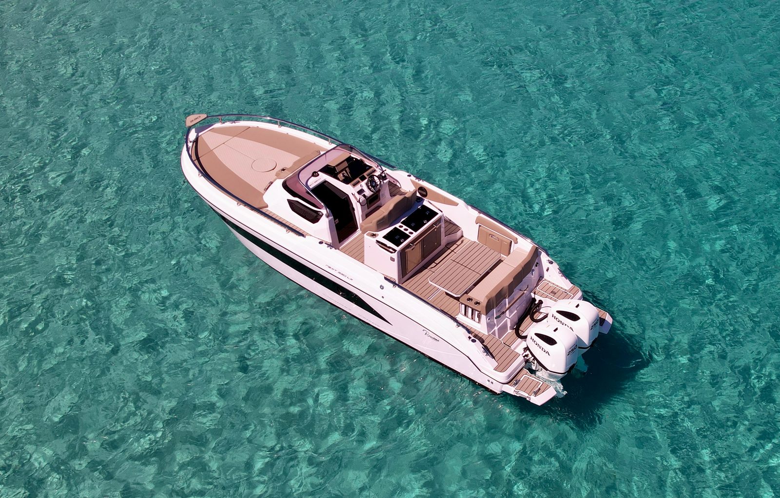 Ranieri 330 LX Just Joy, Ranieri Ranieri 330 LX Just, en alquiler en Ibiza, Marina Ibiza