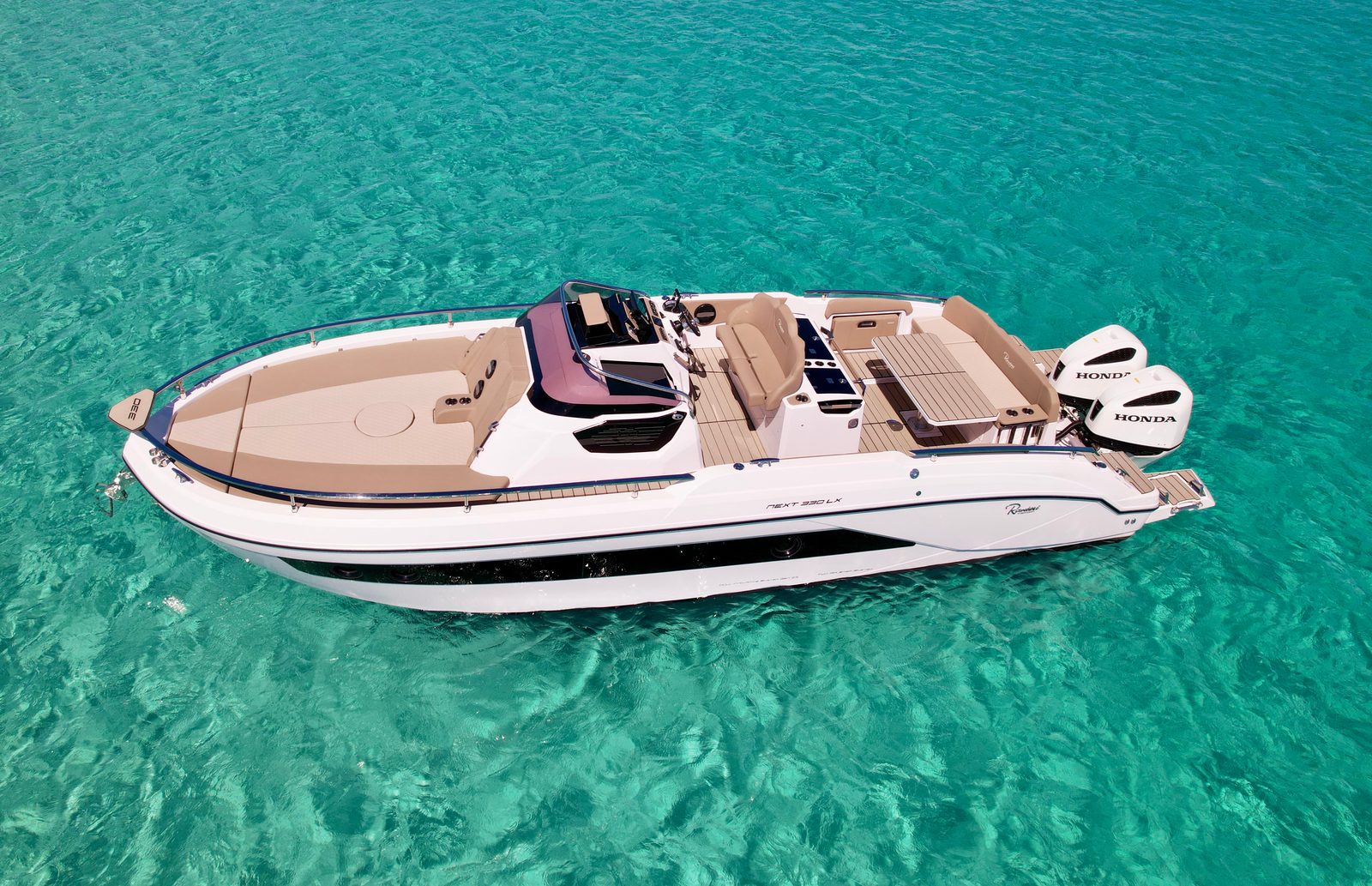 Ranieri 330 LX Just Venture, Ranieri Ranieri 330 LX Just, en alquiler en Ibiza, Marina Ibiza