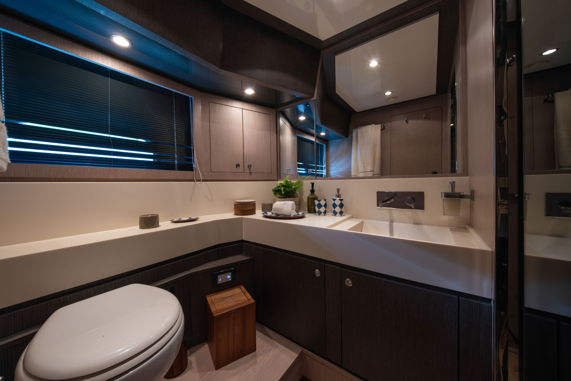 Riva 86 - TANIT, Riva · 86 — 6