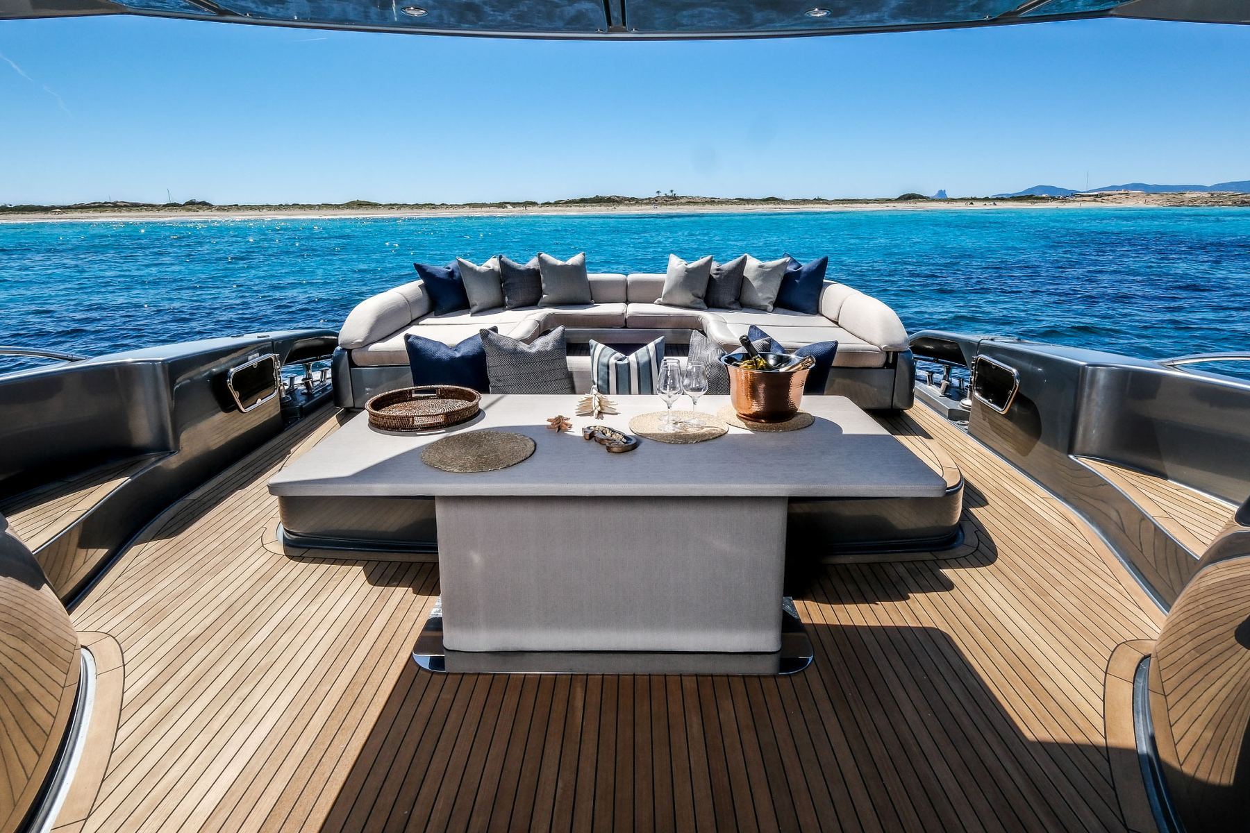 Riva 86 - TANIT, Riva · 86 — 30