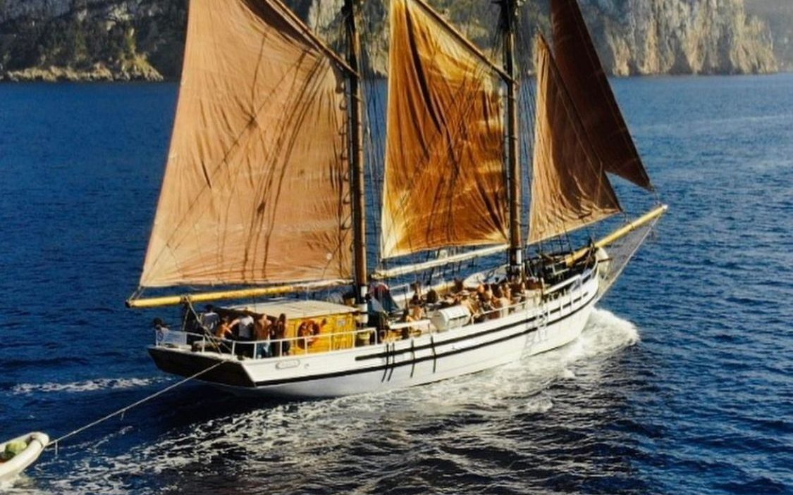 Saga, Goleta clásica Classic Schooner, en alquiler en Ibiza, Far d'Eivissa, Ibiza