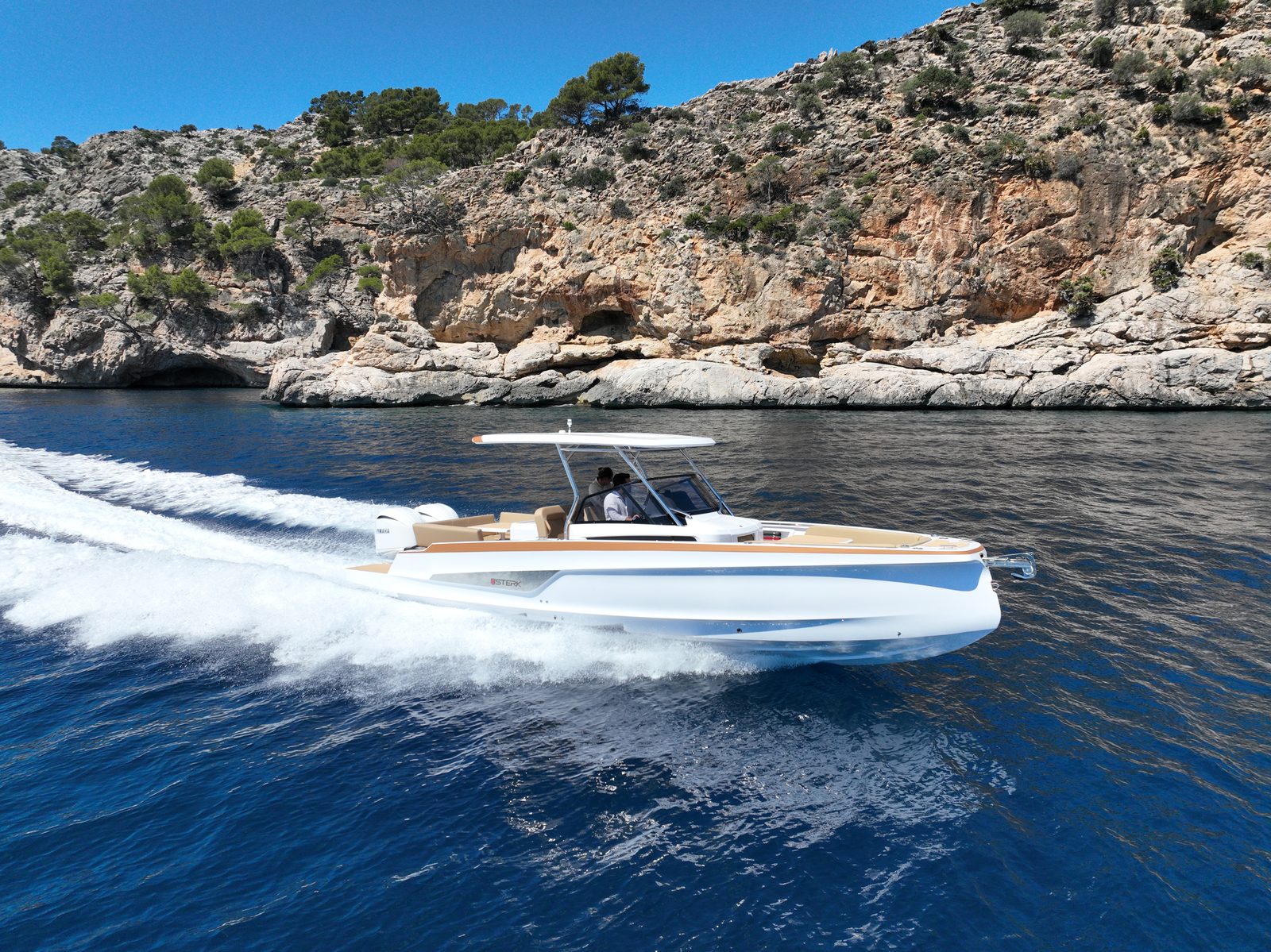 Sterk 31 Just Chill, Sterk 31 WB · Sterk 31 Just — 3