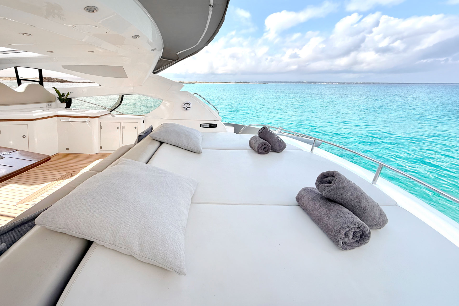 Sunseeker Predator 68 - TALAN, Sunseeker Predator · 68 — 7