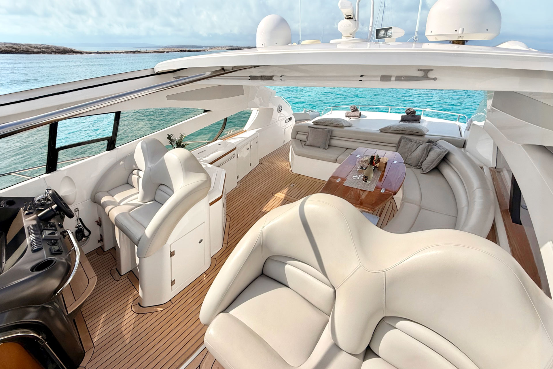 Sunseeker Predator 68 - TALAN, Sunseeker Predator · 68 — 9