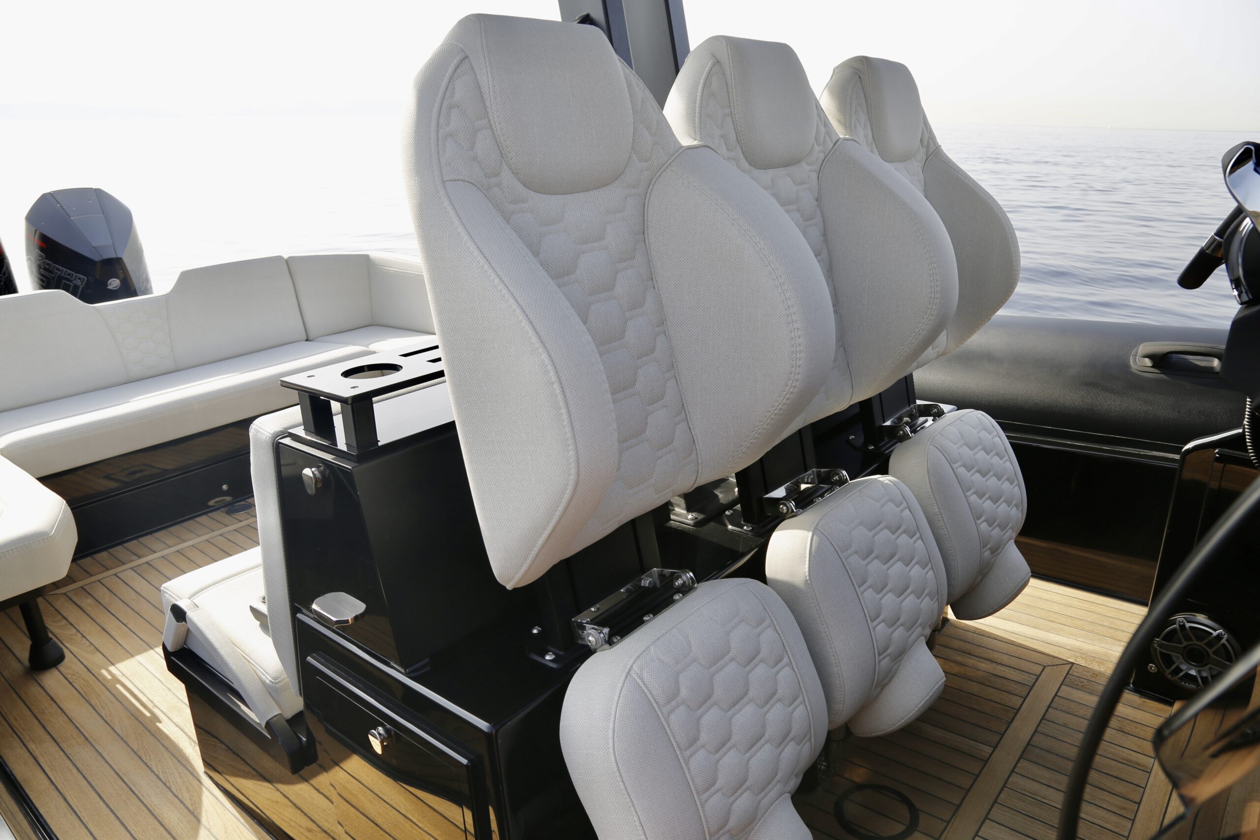 Technohull 40 - AFRICA, Technohull · 40 — 19